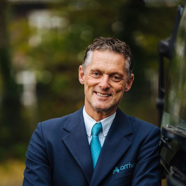 Buschauffeur Loek rijdt naar de Keukenhof Buschauffeur Loek rijdt naar de Keukenhof