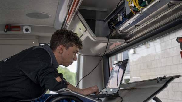 Werkplaats Bus Limburg Remy 4 Werkplaats Bus Limburg Remy 4