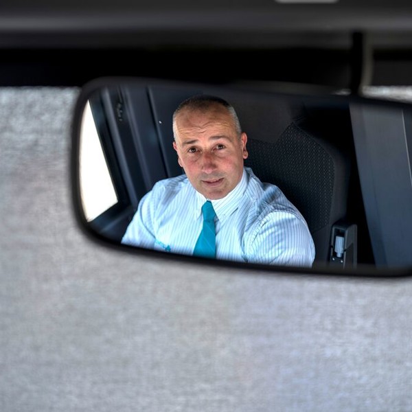 Buschauffeur Enver Buschauffeur Enver